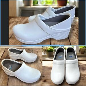 NEW DANSKO Womens Professional LT Leather Lightweight Clog Size 40